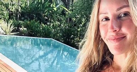 Ellie Goulding Strips Down To Bikini To Show Off Figure After Confirming Marriage Split Daily Star