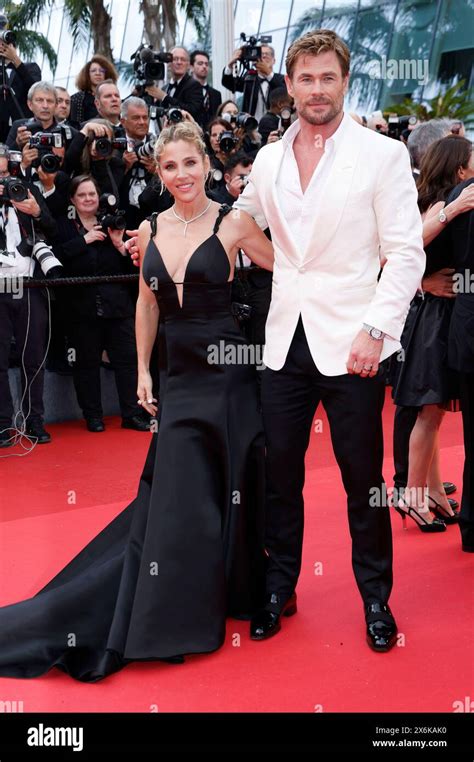 Elsa Pataky Mit Ehemann Chris Hemsworth Bei Der Premiere Des Kinofilms