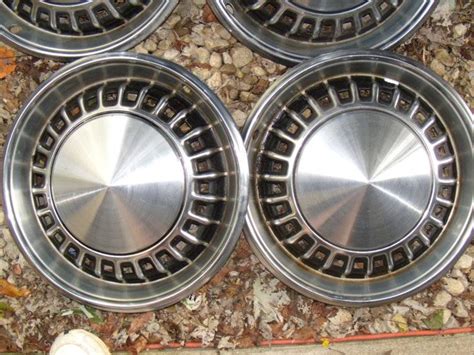 FOR SALE - Plymouth Hubcaps | For B Bodies Only Classic Mopar Forum