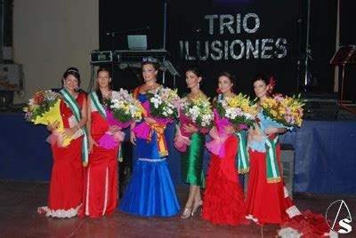 Provincia Cr Nica Y Galer A De La Coronaci N De La Reina De Las