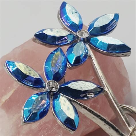 Vintage Ice Blue Flower Bouquet Brooch Aurora Boreali Gem