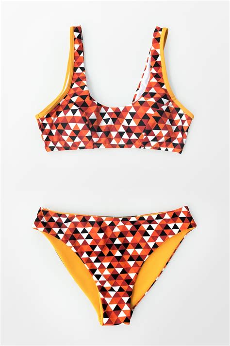 Red White And Black Geometric Triangle Print Bikini