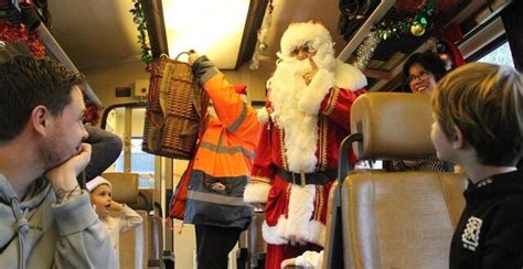 EN IMAGES Les Enfants Ont Les Yeux Qui Brillent Les Trains Du