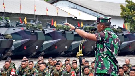 Prajurit Batalyon Infanteri 5 Marinir Gelar Apel Kesiapan Latihan