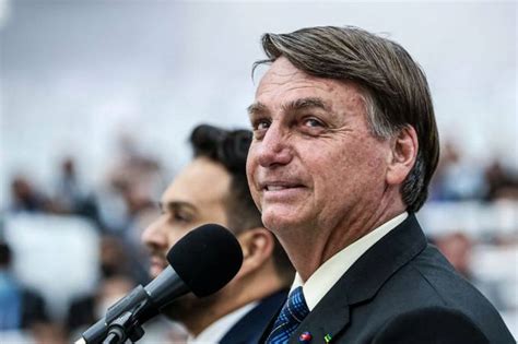 Aprovação De Bolsonaro Cai Em 23 Das 26 Capitais