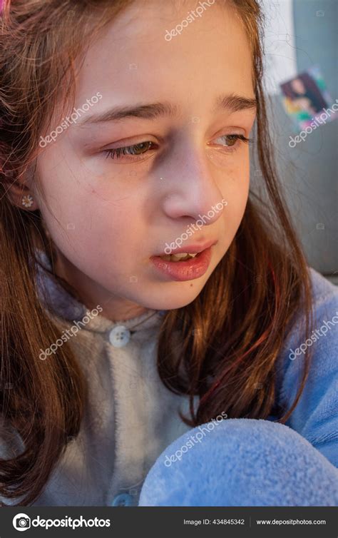 Cute Little Kid Crying Girl Crying Portrait Sad Child Girl Stock Photo ...