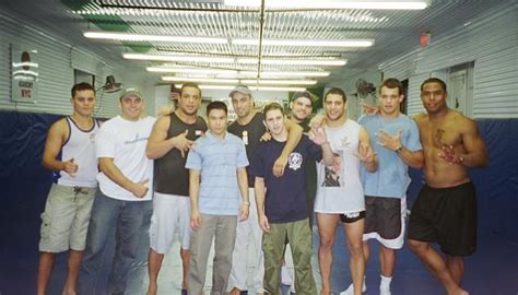 D'Arce Jiu Jitsu & MMA Training Center: Old School Renzo Gracie Academy