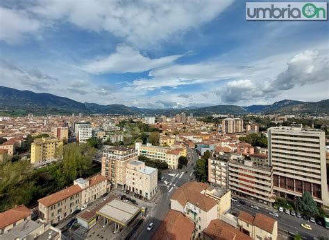 Bando Emergenza Abitativa Famiglia Esclusa Al Sindaco Bandecchi