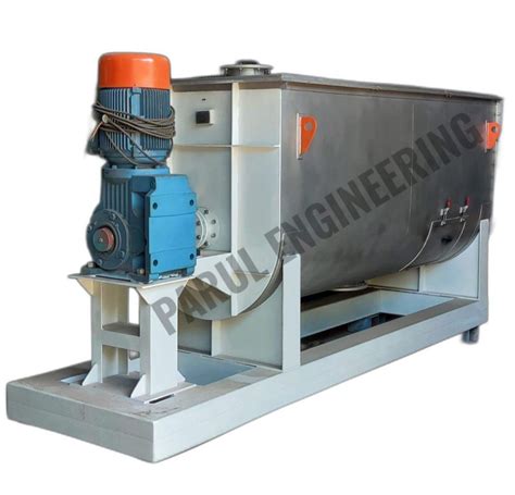 Stainless Steel Ribbon Blender Mixer Machine For Mixing Capacity