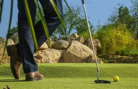 Pe Mm Lush Green Artificial Grass At Rs Square Feet In New Delhi