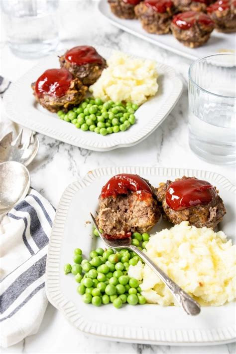 Homestyle Muffin Pan Meatloaf - Mom's Dinner