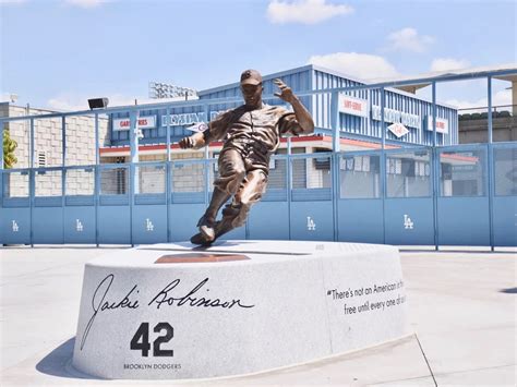 Celebrate Jackie Robinson S Legacy In Los Angeles Discover Los Angeles