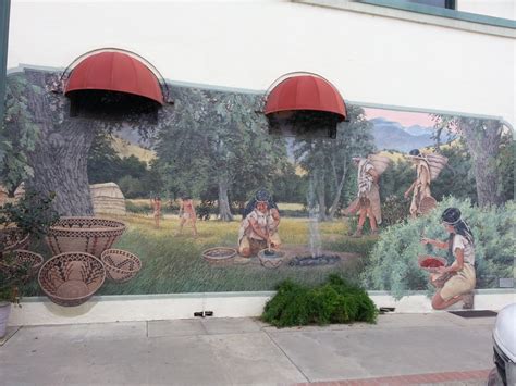 My Simple Country Living: The Historic Murals of Exeter