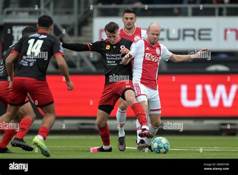 ROTTERDAM Lr Peer Koopmeiners Of Sbv Excelsior Davy Klaassen Of