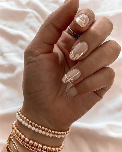 Pin By Shannon Barry On Nails Nude Nail Designs Chic Nails Christmas Gel Nails