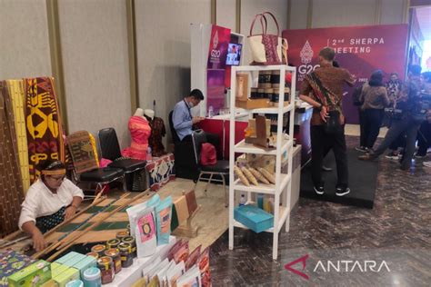 Pelaku Umkm Labuan Bajo Bangga Promosikan Produk Di Sherpa G Antara