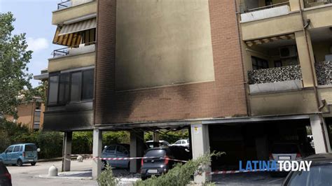 Paura In Un Condominio In Q4 Violento Incendio Nella Notte Cinque