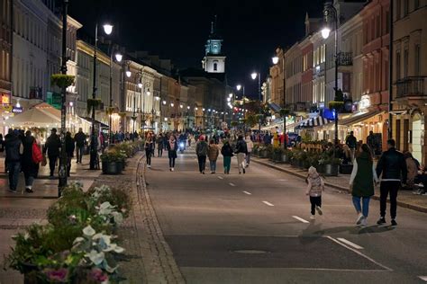 Lewica ma pomysł na nocną prohibicję w Warszawie Najpierw pilotaż w