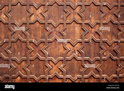 Old wooden ceiling texture with geometrical, symmetrical pattern, Plaza ...