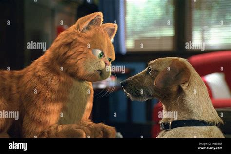 GARFIELD, GARFIELD, ODIE, 2004 Stock Photo - Alamy