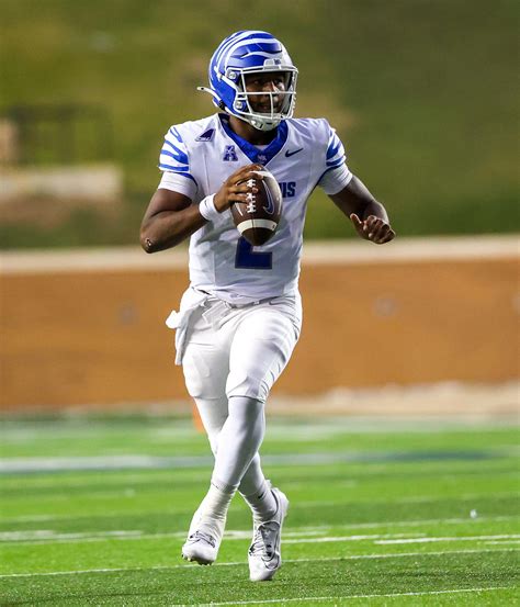 Brendon Lewis injury update: Memphis football quarterback leaves game