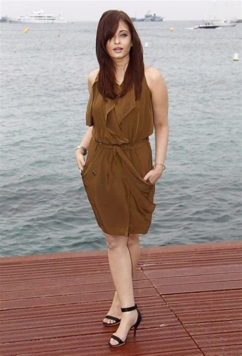 Aishwarya Rai Looking Hot In Short Dress Aishwarya Rai Bachchan Brunette Actresses Cannes