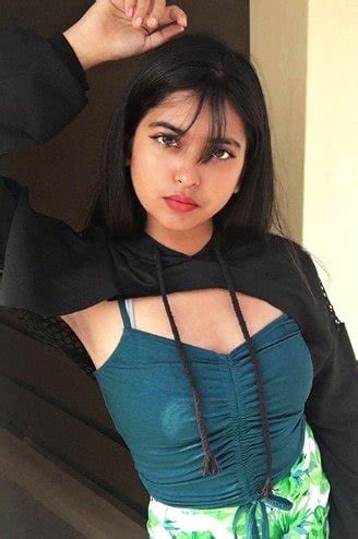 Saloni Singh Biography Wiki Age Boyfriend Tiktok More The Daily