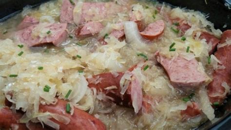 Crock Pot Kielbasa And Sauerkraut Slow Cooker Kitchen