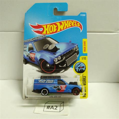 Hot Wheels Time Shifter Blue HW City Works 1 10 Track Stars Shopee Malaysia