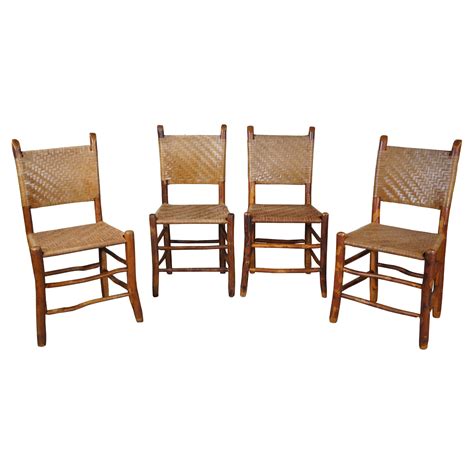 Charming Set Of Farmhouse Rustic Honey Colored Pine Dining Chairs At 1stdibs Pine Farmhouse