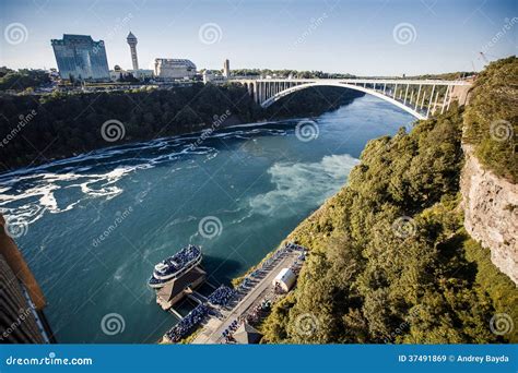 Niagara Falls stock image. Image of flowing, attraction - 37491869