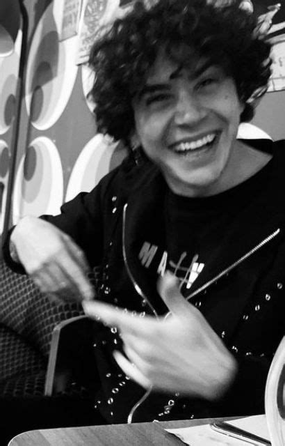 Pin Su Mirko Trovato Nel Attori Hot Attori Attori Maschili