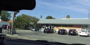 Gorgeous Hitchhiking Babe Sucks On Huge Cock Tnaflix