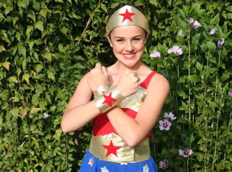 easy diy dorothy costume ideas  humble girl  julie ann art