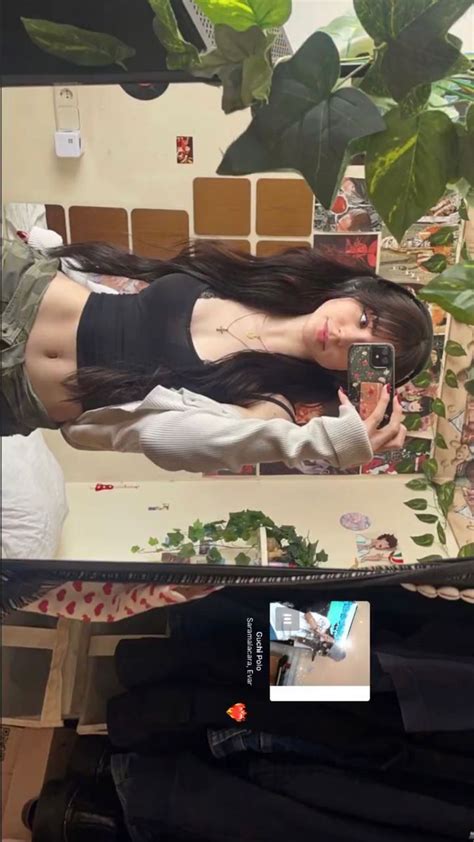 𝑃𝑎𝑙𝑜𝑚𝑎~ꕥ Selfie Ideas Instagram Cute Poses Seductive Clothes