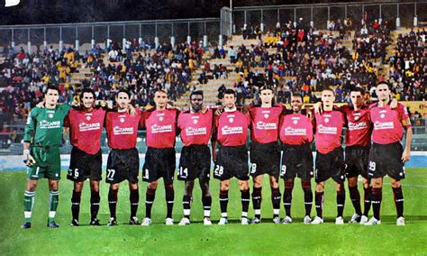 Il Livorno Che Gioc La Coppa Uefa Gli Eroi Del Calcio