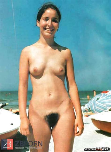 Nude Stunners With Fur Covered Pussies ZB Porn