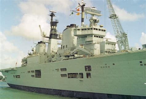 Hms Ark Royal R Invincible Class Aircraft Carrier Flickr