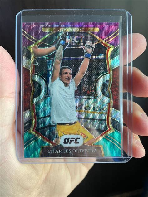 Charles Oliveira Concourse Tri Color Prizm 2021 Panini Select UFC 68