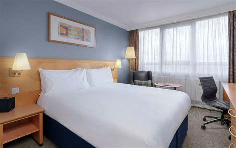 Holiday Inn London Kensington Forum, London | Book on TravelStay.com