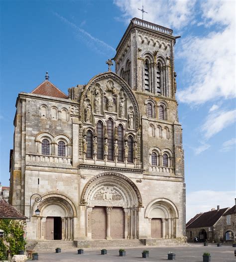 Fa Ade Occidentale De La Basilique De V Zelay Profond Ment Flickr