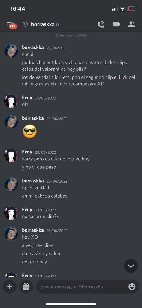 fvny 𓆉 on Twitter Yo edito todos mis tiktoks la otra persona que me