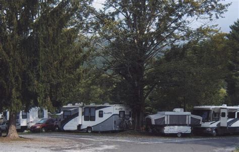 Mountain Creek Campground | BookYourSite