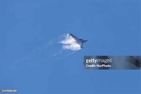 146 Sonic Boom Jet Stock Photos, High-Res Pictures, and Images - Getty ...