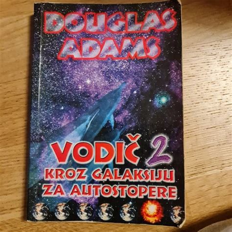 Prodajem roman Vodič kroz galaksiju za autostopere 2