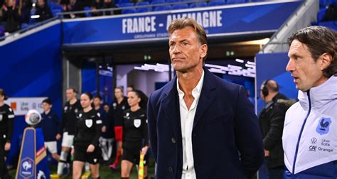 Équipe De France F Hervé Renard En Discussions Avec La Fff Pour