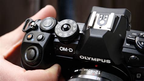 Olympus E M1 Iii Review Fast But Way Behind Flagship Camera Rivals Engadget