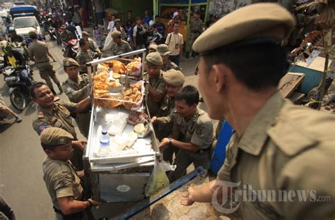 Penertiban Pkl Tanah Abang Foto Tribunnews