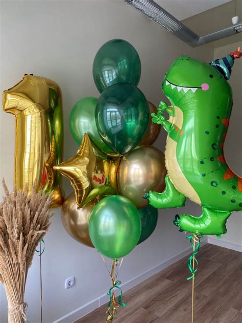 Шары на годик с динозавром | Balloons, Baby shower decorations for boys ...