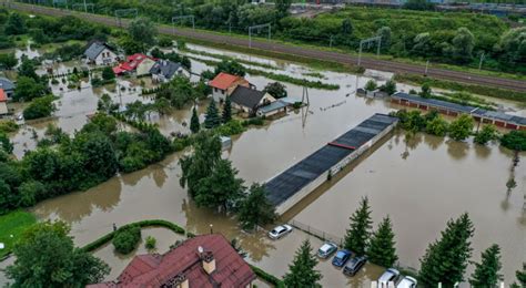 Krak W Czeka Na Zbiorniki Retencyjne Po Kolejnych Ulewach Zn W Podtopienia